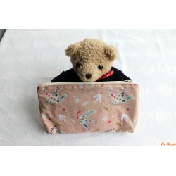 Trousse de toilette enfant et ses accessoires colombe
