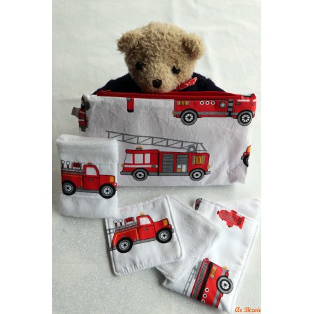 Trousse de toilette enfant et ses accessoires camion pompier