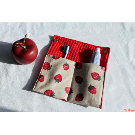 Housse adulte brosse à dents et dentifrice fraise