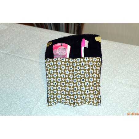 Housse enfant brosse à dents et dentifrice fleurie