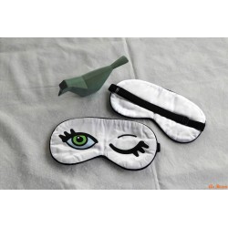 Masque de nuit clin d'oeil