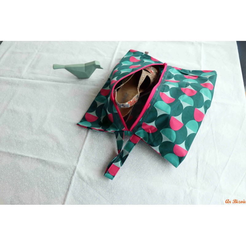 Sac à chaussures géométrique