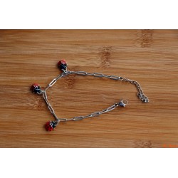 Bracelet de breloques coccinelles
