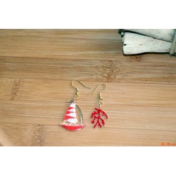 Boucles d'oreilles bateau fuchsia et corail assorti