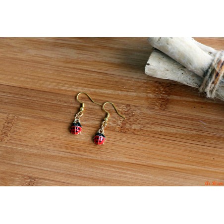 Boucles d'oreilles coccinelles
