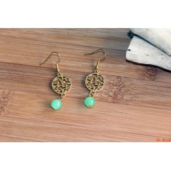 Boucles d'oreilles cercles feuillages perles vertes