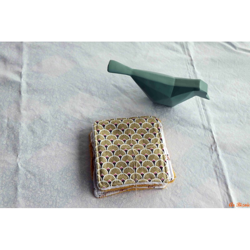 Lot de 4 lingettes éventail doré aléatoire