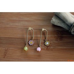 Boucles d'oreilles arche fleurs et perles