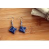 Boucles d'oreilles fleurie pâte polymère bleue et argentée