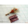 Housse pour savon bordeaux petites fleurs blanches