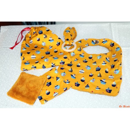 Coffret de naissance bateau jaune